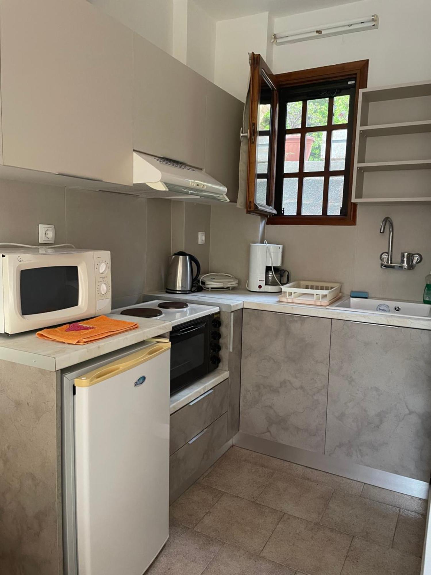 Vasilikos Apartments Ajíasz Fotinísz-part Kültér fotó