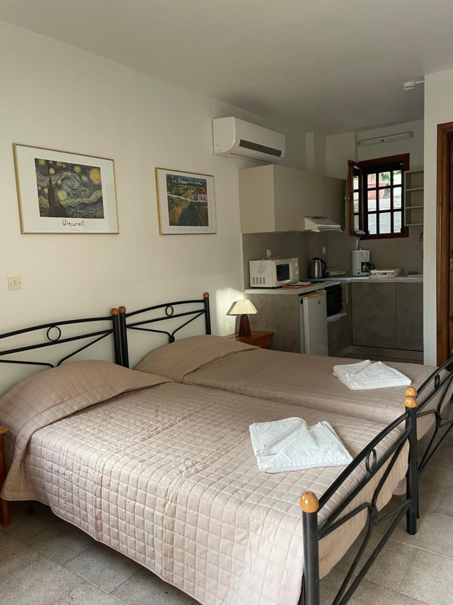 Vasilikos Apartments Ajíasz Fotinísz-part Kültér fotó