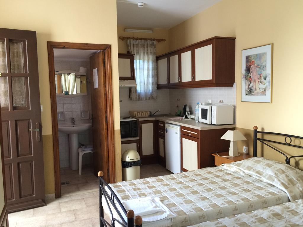 Vasilikos Apartments Ajíasz Fotinísz-part Kültér fotó